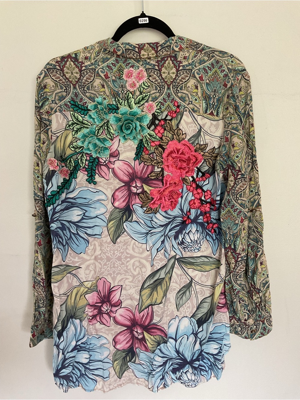 Aratta silent journey till the very end mixed print